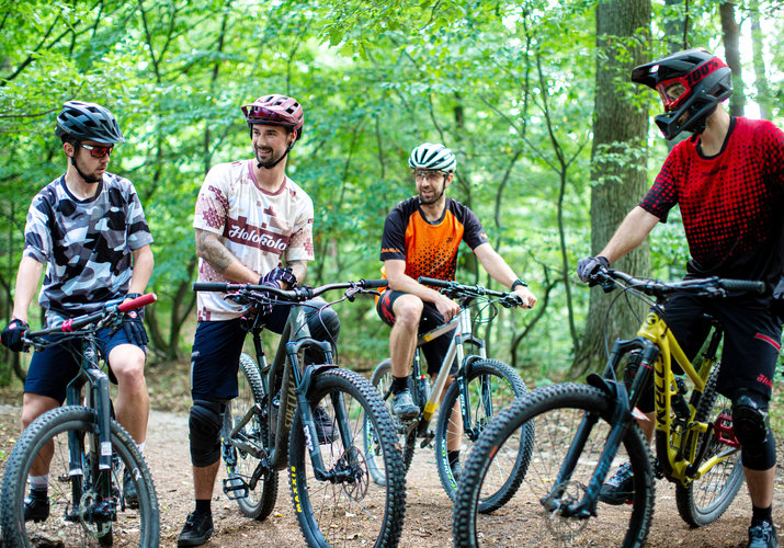 JAK MI MÁ SEDĚT MTB DRES?