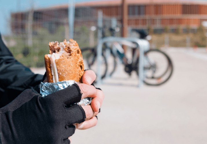 Strava a doplňky stravy, co má význam a co jsou naopak vyhozené peníze?
