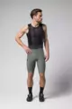 GOBIK Cyklistické kalhoty krátké s laclem - GRIT 2.0 K10 - zelená
