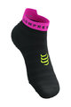 COMPRESSPORT Cyklistické ponožky kotníkové - PRO RACING V4.0 ULTRALIGHT RUN LOW - černá/růžová/žlutá