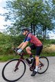 HOLOKOLO Cyklistický krátký dres a krátké kalhoty - CLASH - červená/modrá/černá