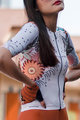 MONTON Cyklistický dres s krátkým rukávem - BLOOMS LADY - oranžová/vícebarevná