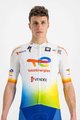 SPORTFUL Cyklistický dres s krátkým rukávem - TOTAL ENERGIES 2022 - bílá/modrá/oranžová/žlutá