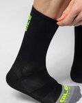 ALÉ Cyklistické ponožky klasické - COLOR BLOCK - černá/šedá
