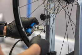 UNIOR kleště - PLIERS - červená