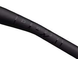 PRO řídítka - THARSIS FLAT CARBON 720mm - černá