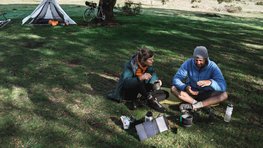 KNOG PWR banka - PWR SOLAR - černá