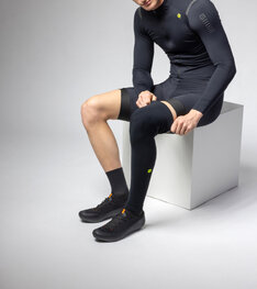 ALÉ Cyklistické návleky na ruce - TERMICO - černá