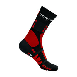 COMPRESSPORT Cyklistické ponožky klasické - HIKING - červená/černá