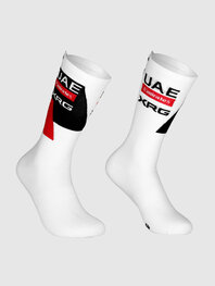 PISSEI Cyklistické ponožky klasické - UAE TEAM EMIRATES - XRG 2026  - bílá/černá/červená