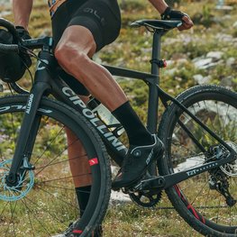 ALÉ Cyklistické ponožky klasické - TEAM  - černá