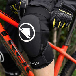 Cyklistické chrániče - MT500 - černá