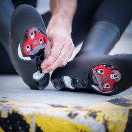 GOBIK Cyklistické návleky na tretry - VELOTOZE SNAPS - černá