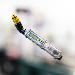 LEZYNE Cyklistické příslušenství - DIGITAL CHECK DRIVE - černá